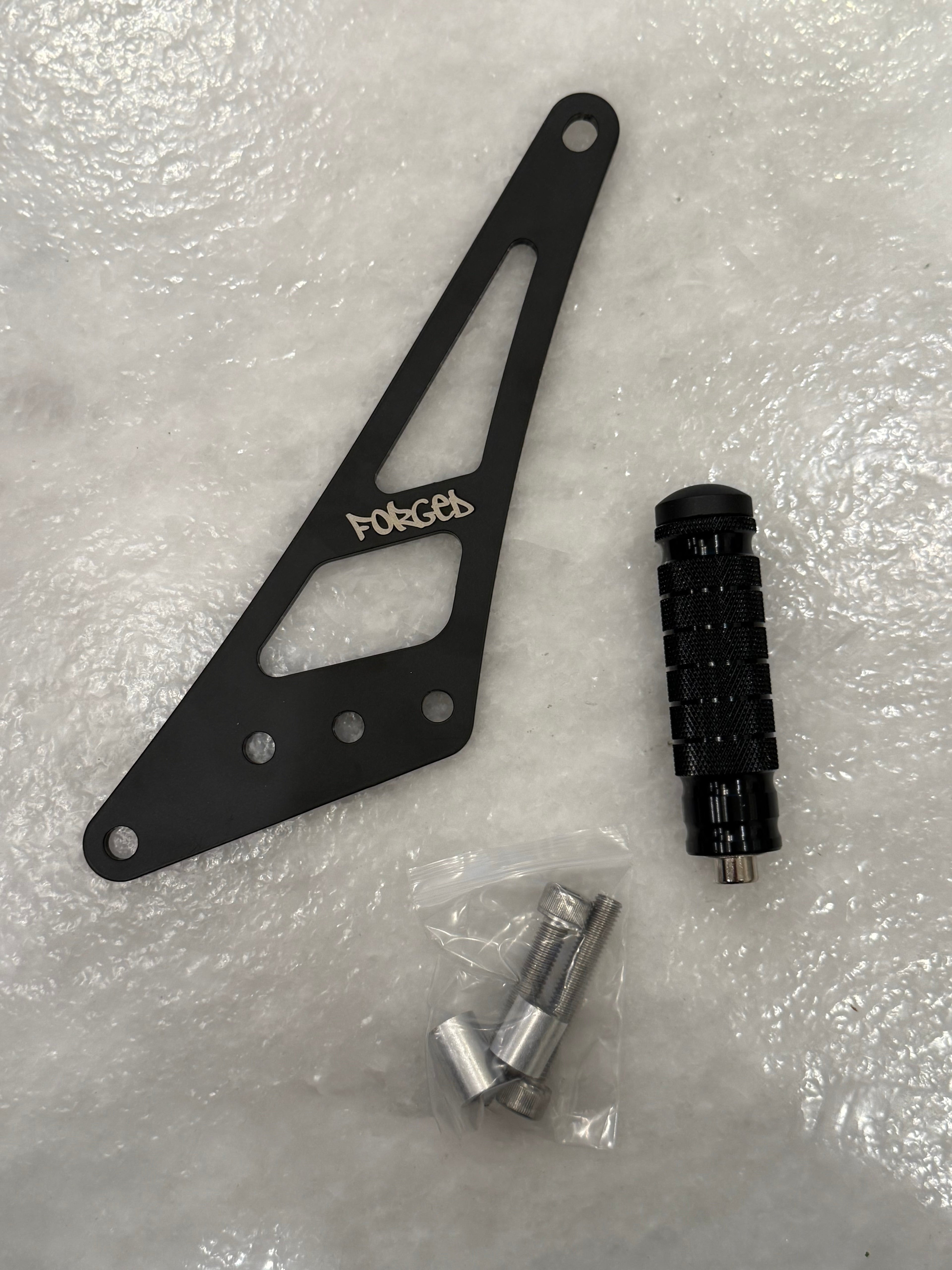 Ultra Bee Footlock