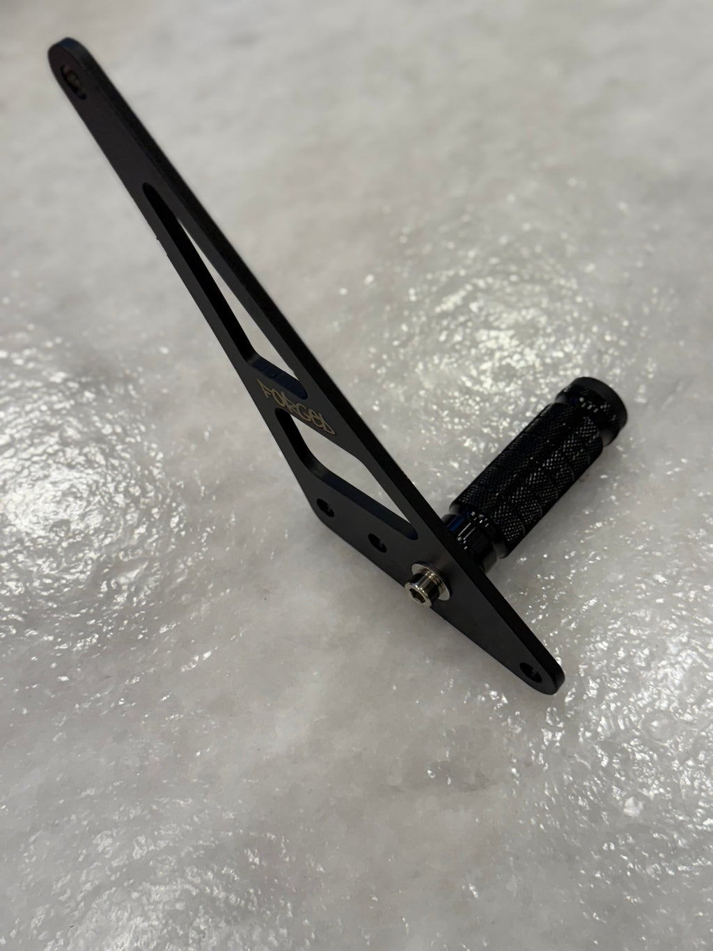 Ultra Bee Footlock
