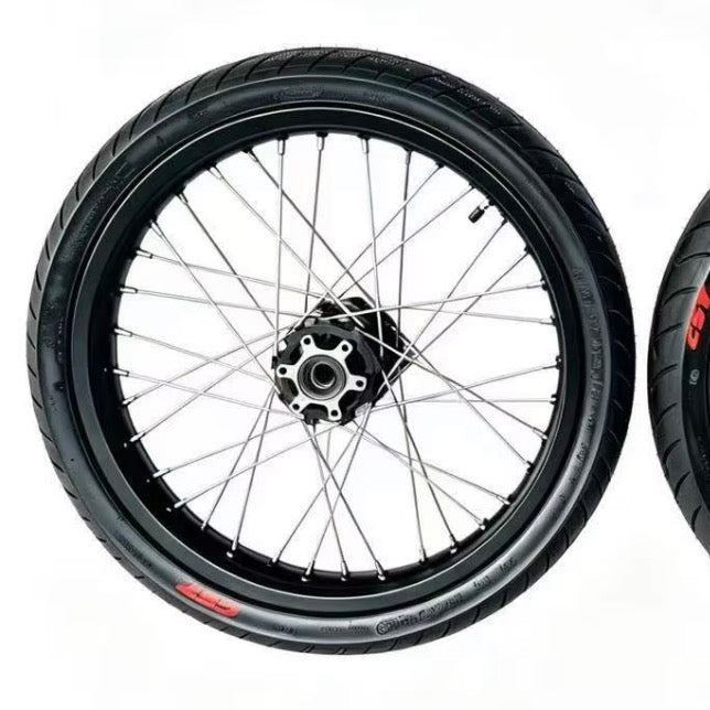 Surron LBX 17in SUMOS W/TIRES
